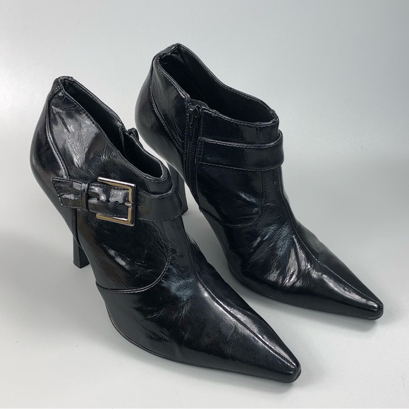 Gianni Bini Black Pointed Toe Ankle Booties Size 6M - Picture 1 of 13